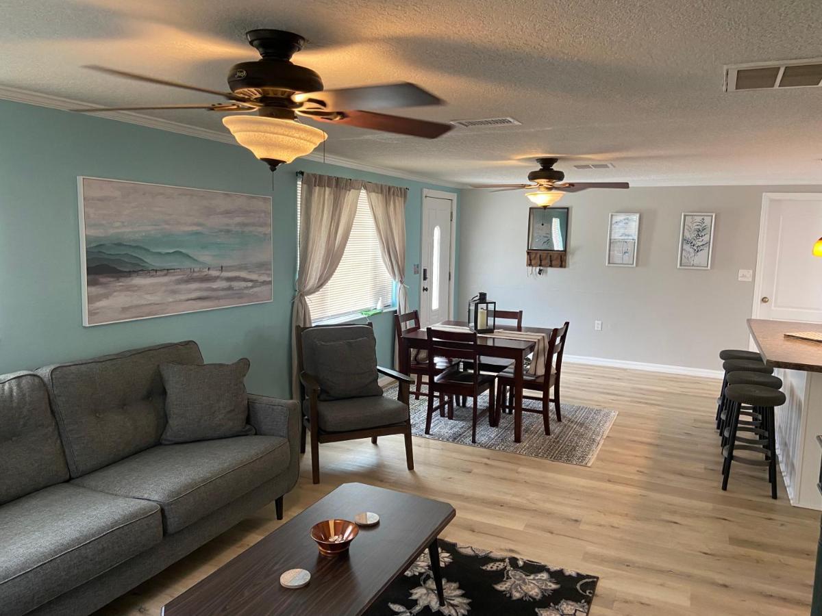 Gorgeous Seaside Seashell Cottage! 哈得逊 外观 照片